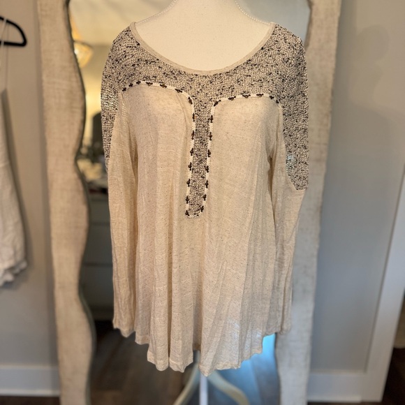 Medium Meadow Rue Anthropologie Cream Lace Detail Women's Top - Picture 2 of 8